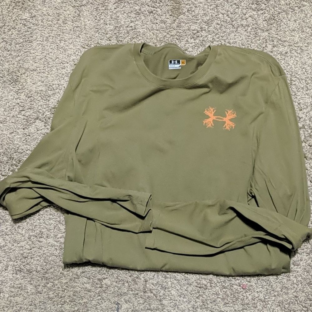 Long sleeve bow hunter shirt